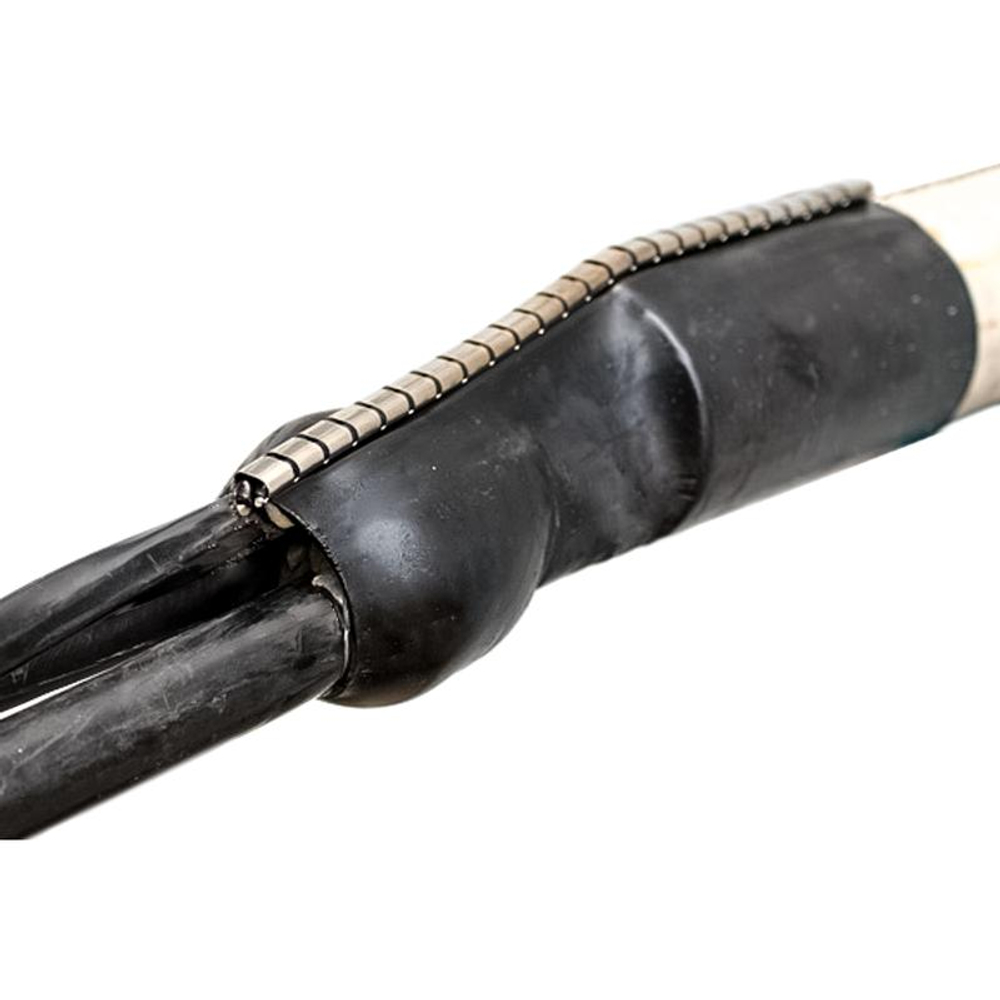 ukpt-r_126677173.jpg