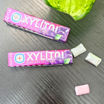 Lotte Резинка Жевательная XILITOL Виноград 21 гр пластинки