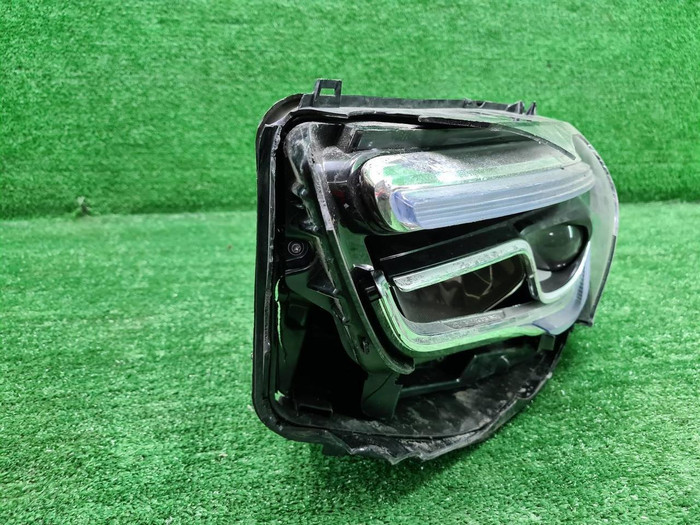 Битая Фара левая Mercedes GLA H247 (2020-2023) LED