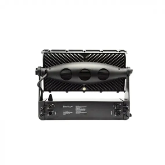 IL-Barndoor 36x15W wall washer - Шторки 4-х лепестковые.