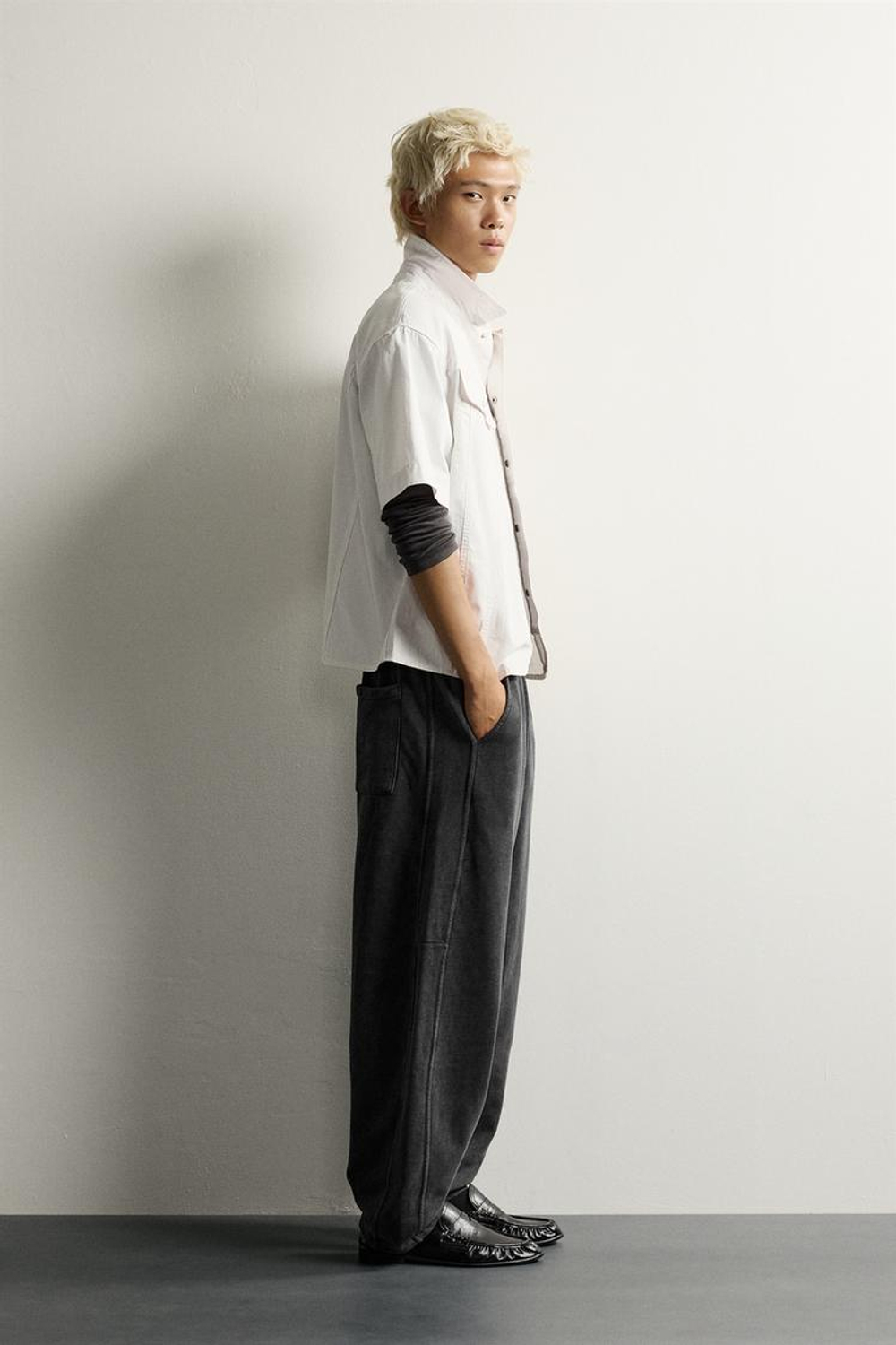 ZARA БАЗОВЫЕ БРЮКИ-ДЖОГГЕРЫ BALLOON FIT, ТЕМНЫЙ АНТРАЦИТ