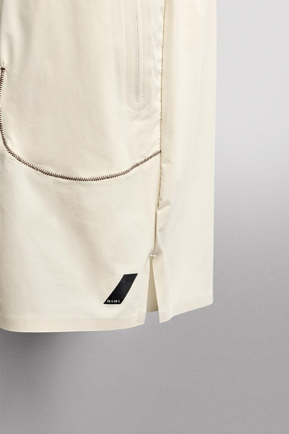 ZARA СПОРТИВНЫЕ ШОРТЫ ДЛЯ БЕГА 7”, КОСТЯНОЙ