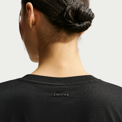 NikeSKIMS Performance Cotton Fabric Blend Женская футболка с коротким рукавом - Nike