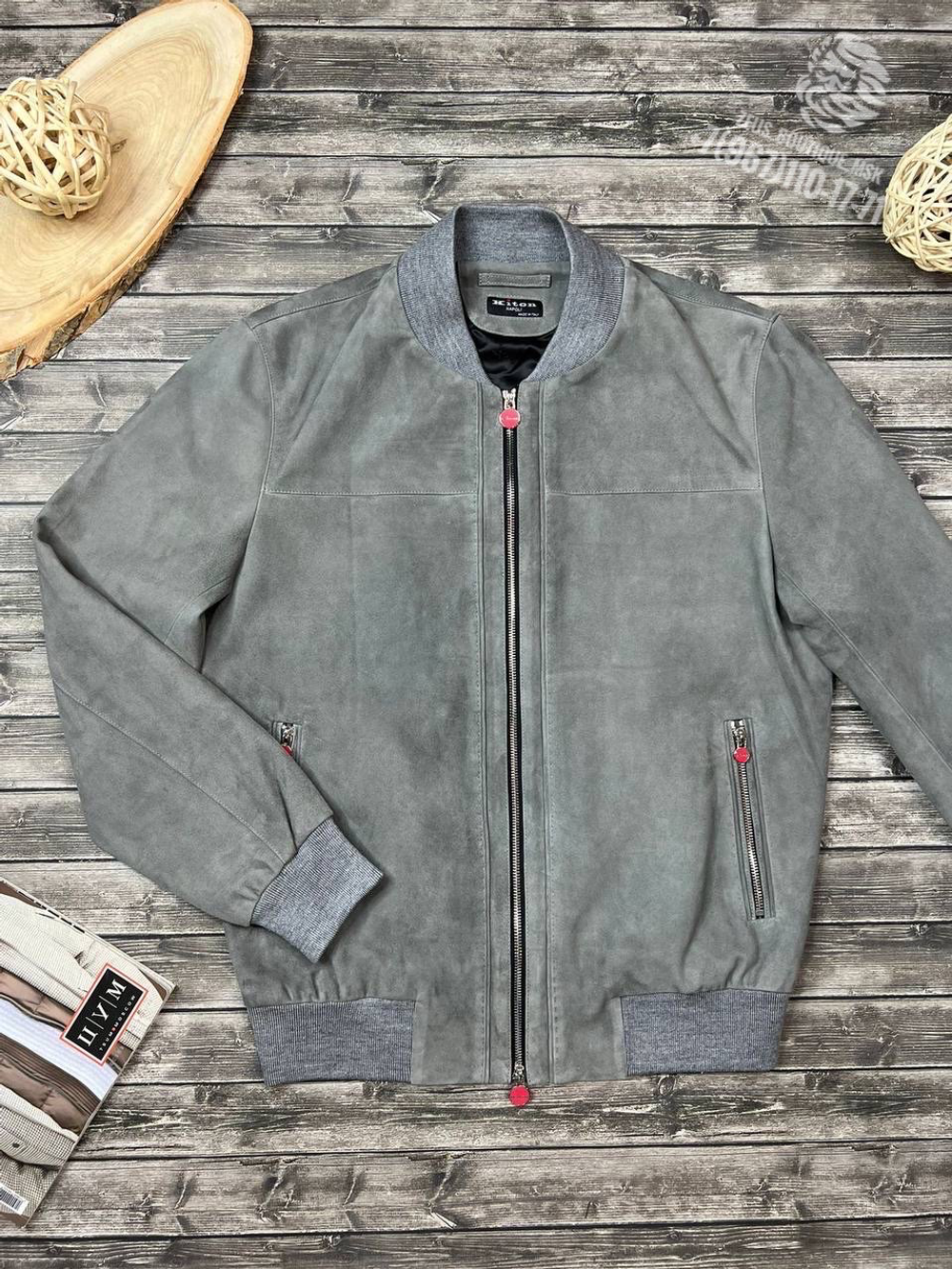 Кожаный бомбер Kiton