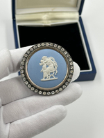 Брошь Wedgwood