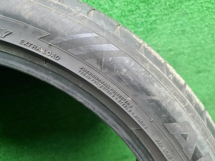 Шина Комплект 325/35 ZR22 Yokohama Advan Sport