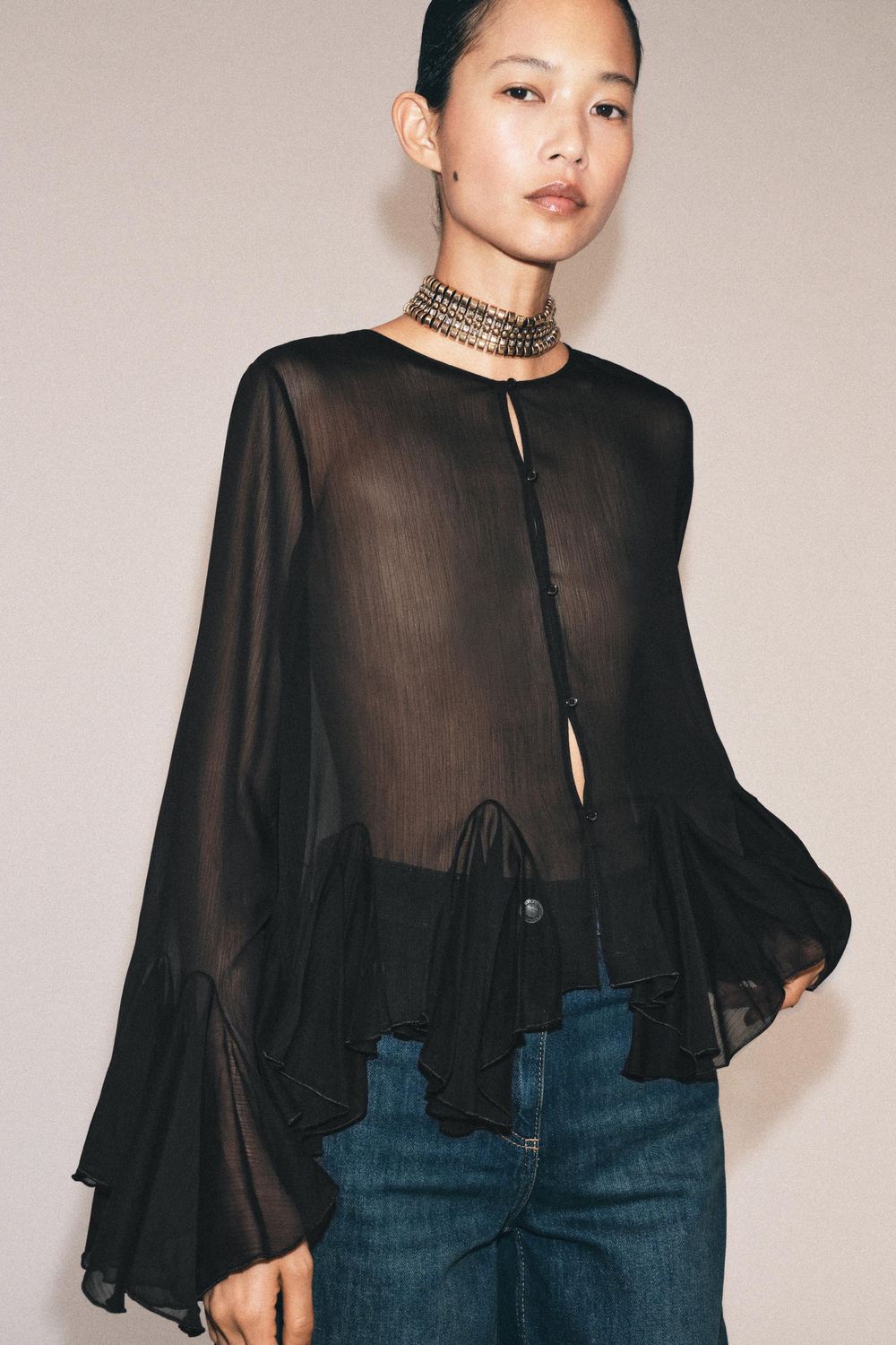 ZARA РУБАШКА ИЗ ЛЕГКОЙ ТКАНИ С ВОЛАНАМИ — ZW COLLECTION, ЧЕРНЫЙ