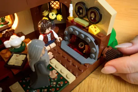 Конструктор LEGO Icons 10354 Властелин колец: Шир