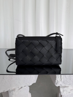 Сумка через плечо Bottega Veneta Diago Zipped