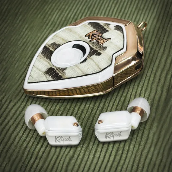 T10 Bespoke Edition Mediterranean Blush