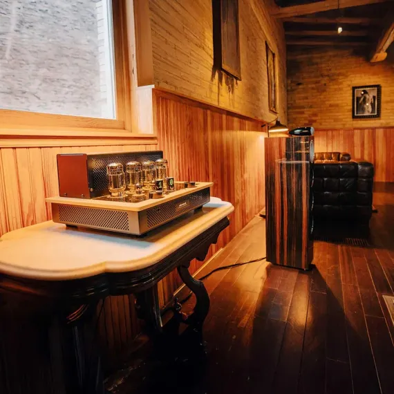 Audio Research I/55 Black