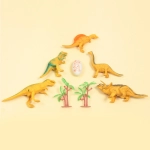 Набор динозавров «DinoWorld», 7 предметов, 19,5*23,5 см