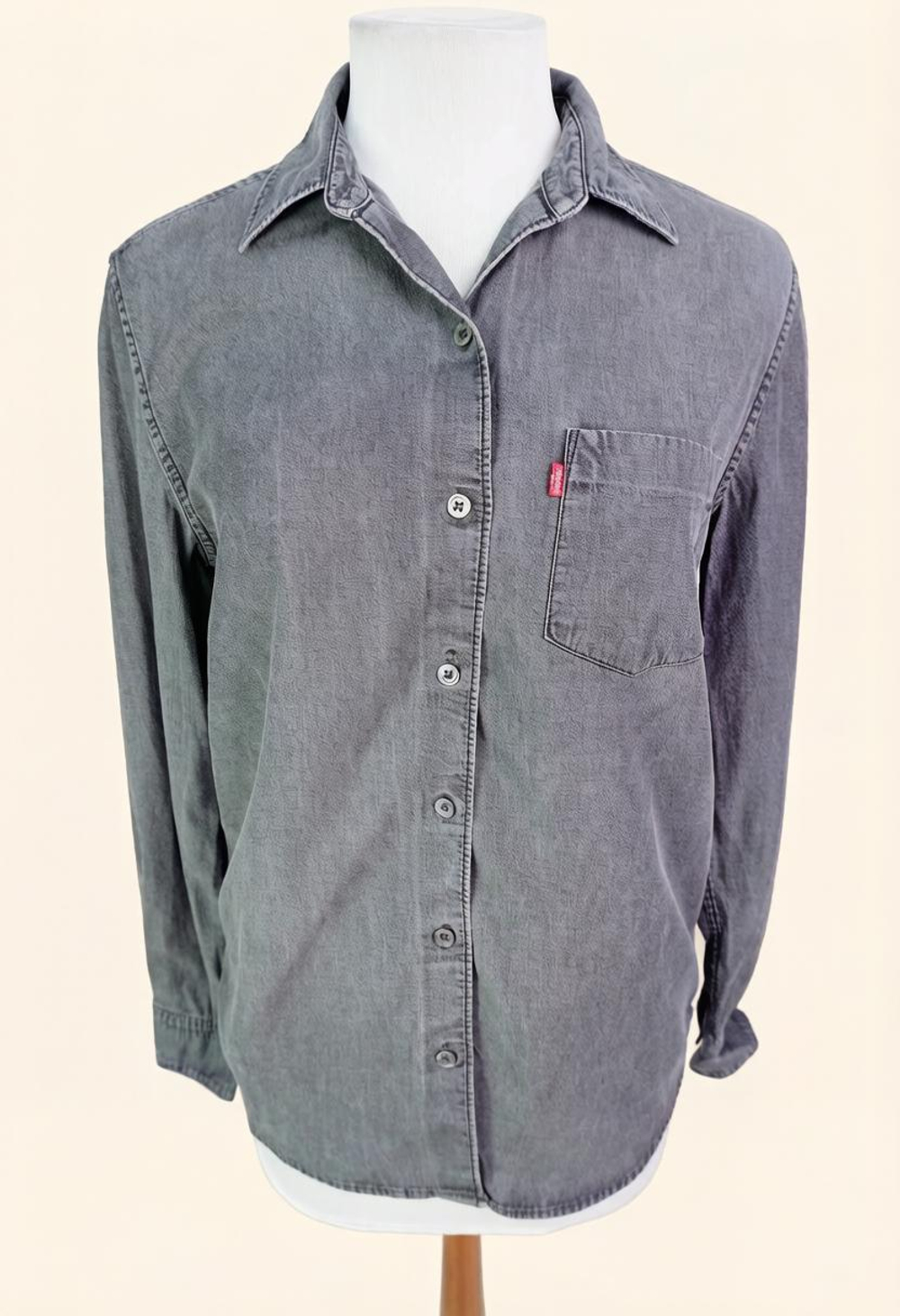Рубашка Levis женская в стиле boyfriend fit, размер 44
