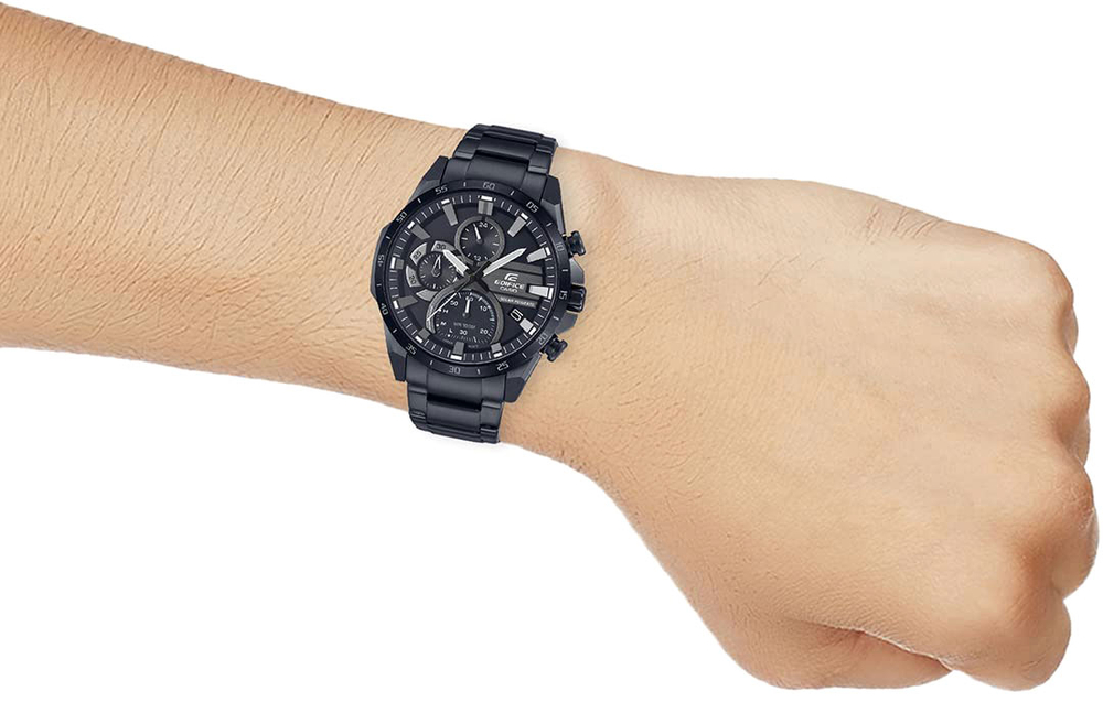 Часы Casio EQS-940DC-1AVUDF