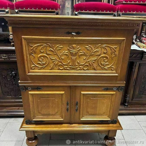 Шкаф распашной одностворчатый