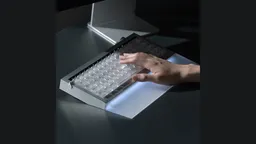 Lofree Hyzen67 Tri-mode Silver с белой подставкой — использование на столе