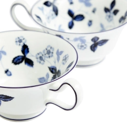 Wedgwood Набор из 2 чайных чашек Wild Strawberry 177 мл с блюдцами Ink Blue EAN 701587481663
