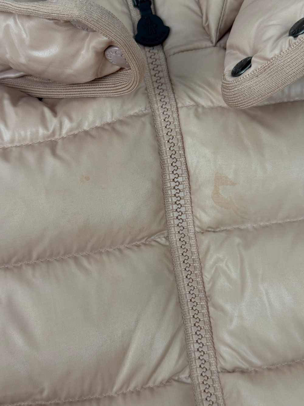 Пуховик Moncler