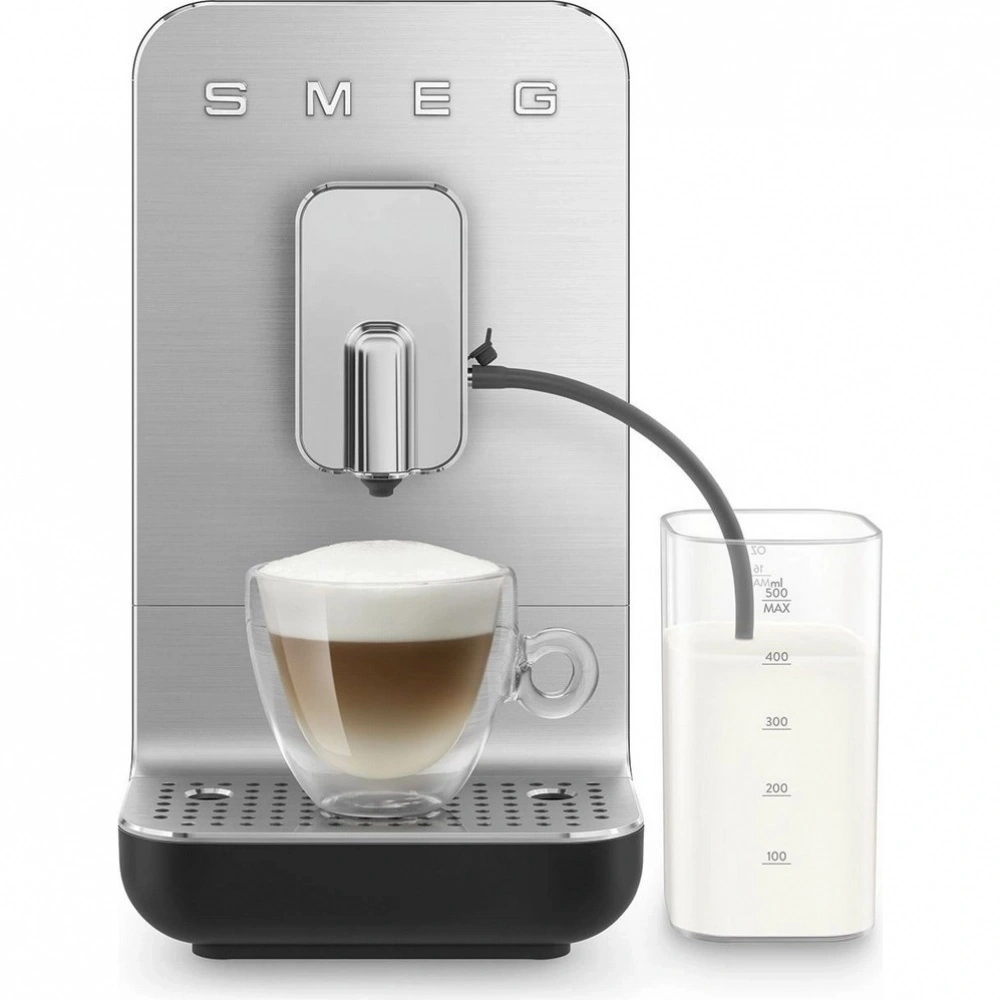 Кофемашина автоматическая Smeg BCC13BLMEU черная