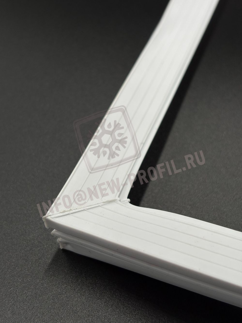 Уплотнитель для витрина AURORA SLIM SELP 125 размер 610*270 мм (013)