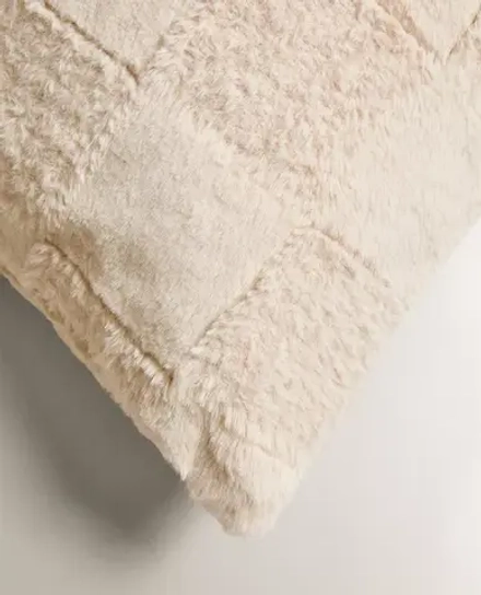 ZARA HOME НАВОЛОЧКА ДЛЯ ДЕКОРАТИВНОЙ ПОДУШКИ ИЗ ИСКУССТВЕННОГО МЕХА В КЛЕТКУ, ПЕСОЧНЫЙ