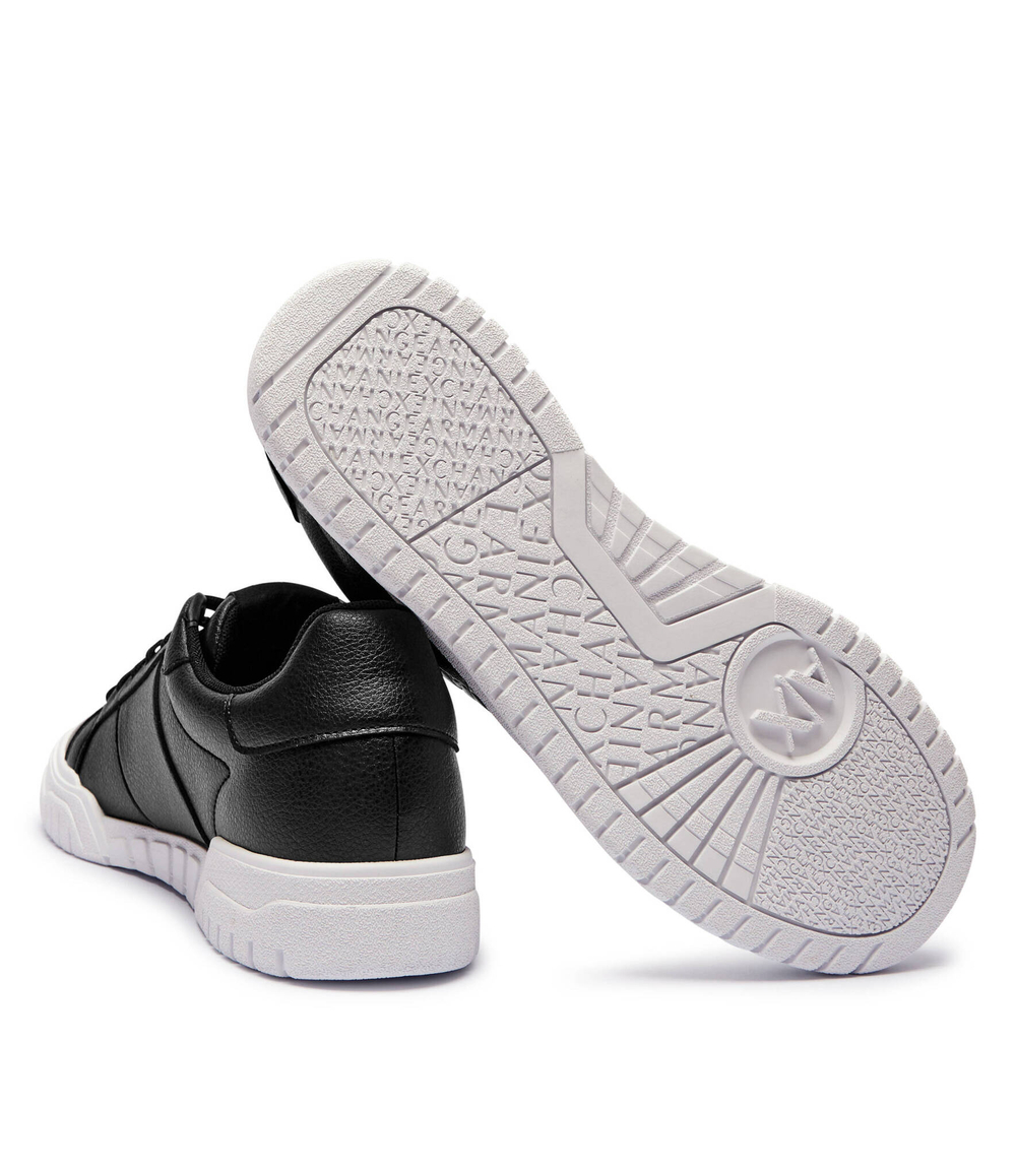 Кроссовки Armani Exchange - черный(XM000128 AF10859)