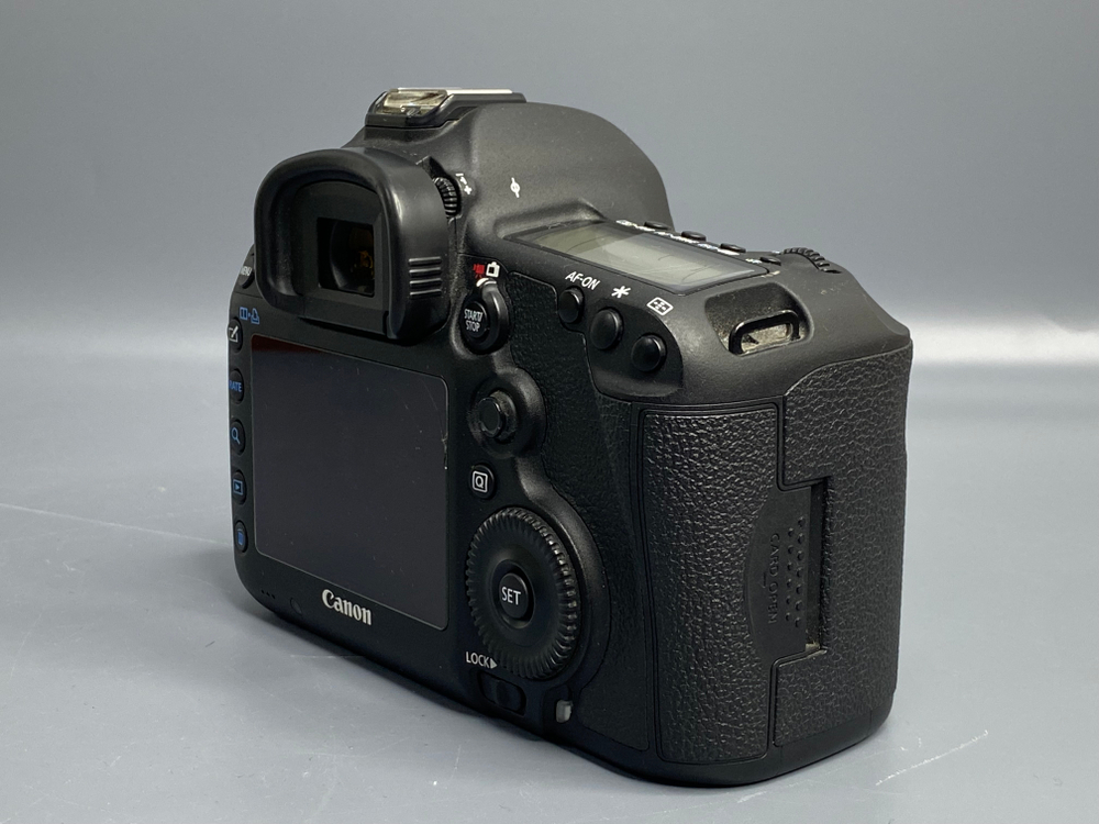 Canon EOS 5D Mark III