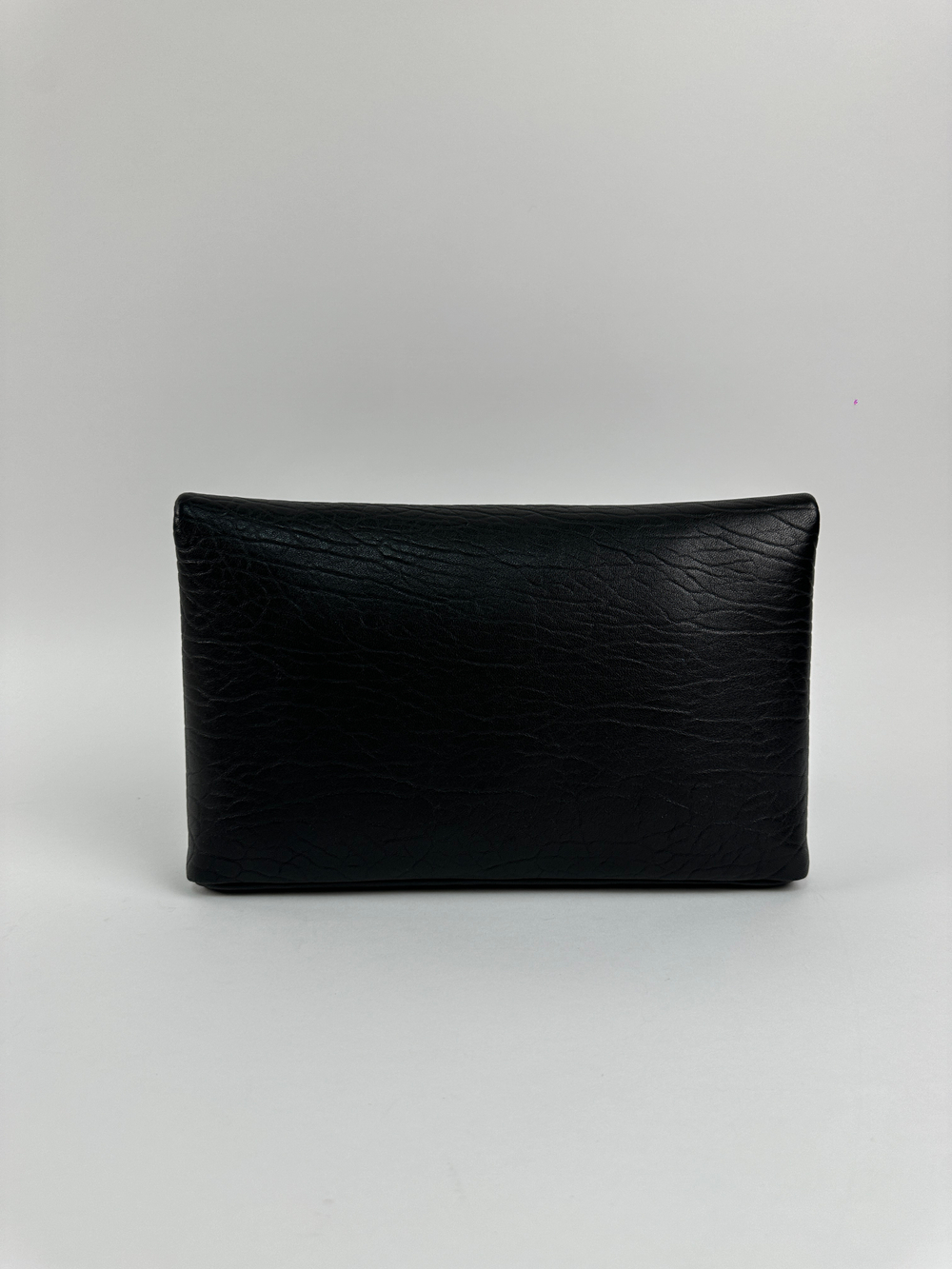 Клатч Saint Laurent Cassandre Large Envelope Pouch