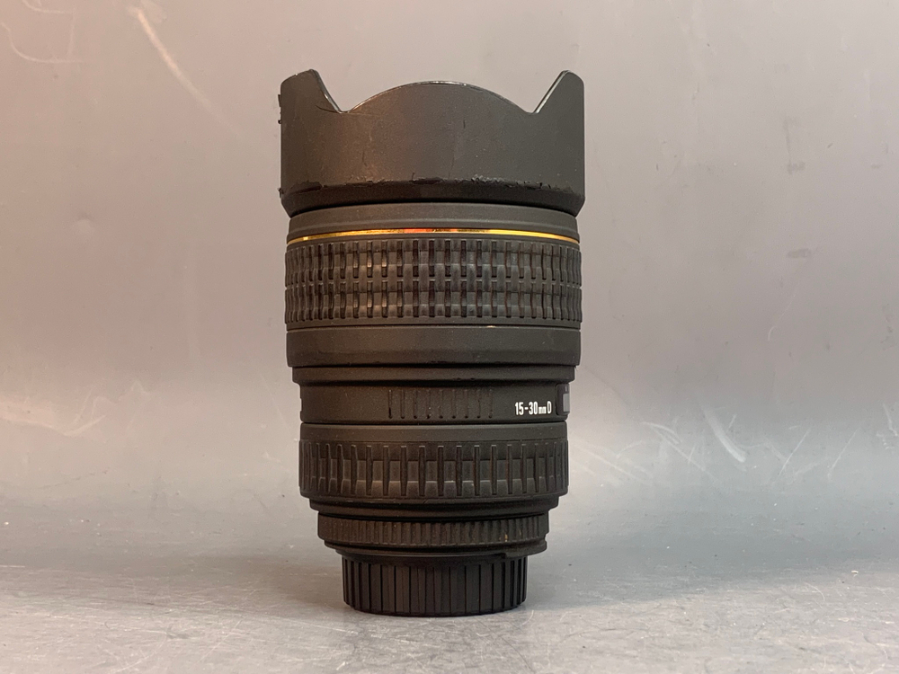 Sigma AF 15-30mm f/3.5-4.5 EX DG Aspherical for Nikon F