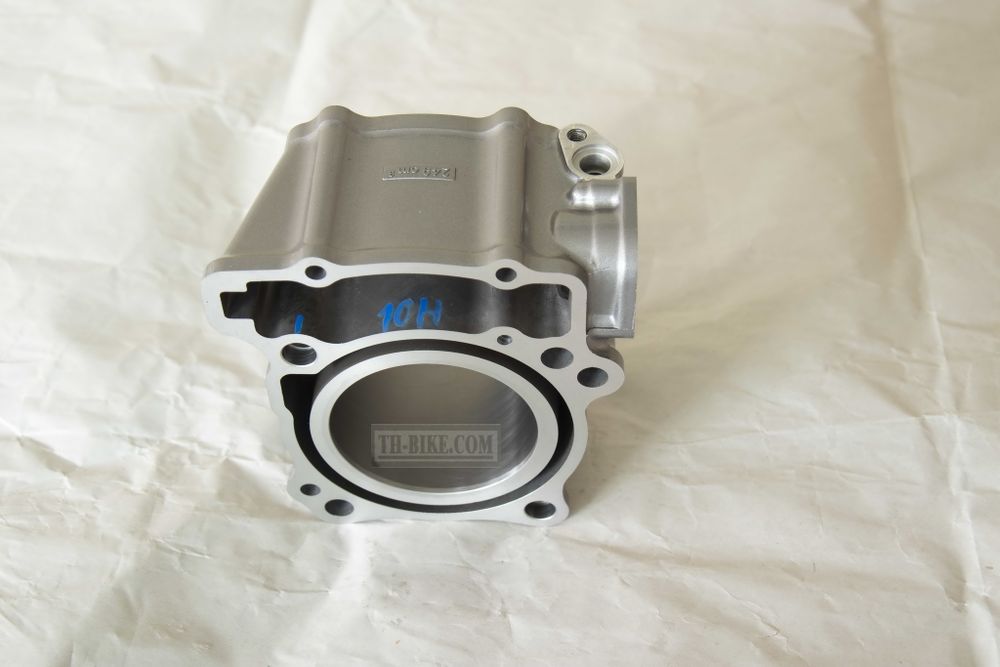 12100-KZZ-900. CYLINDER COMP.