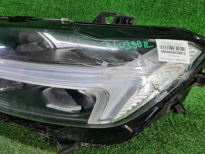 Фара левая Volvo XC60 2 (2017-2021) LED