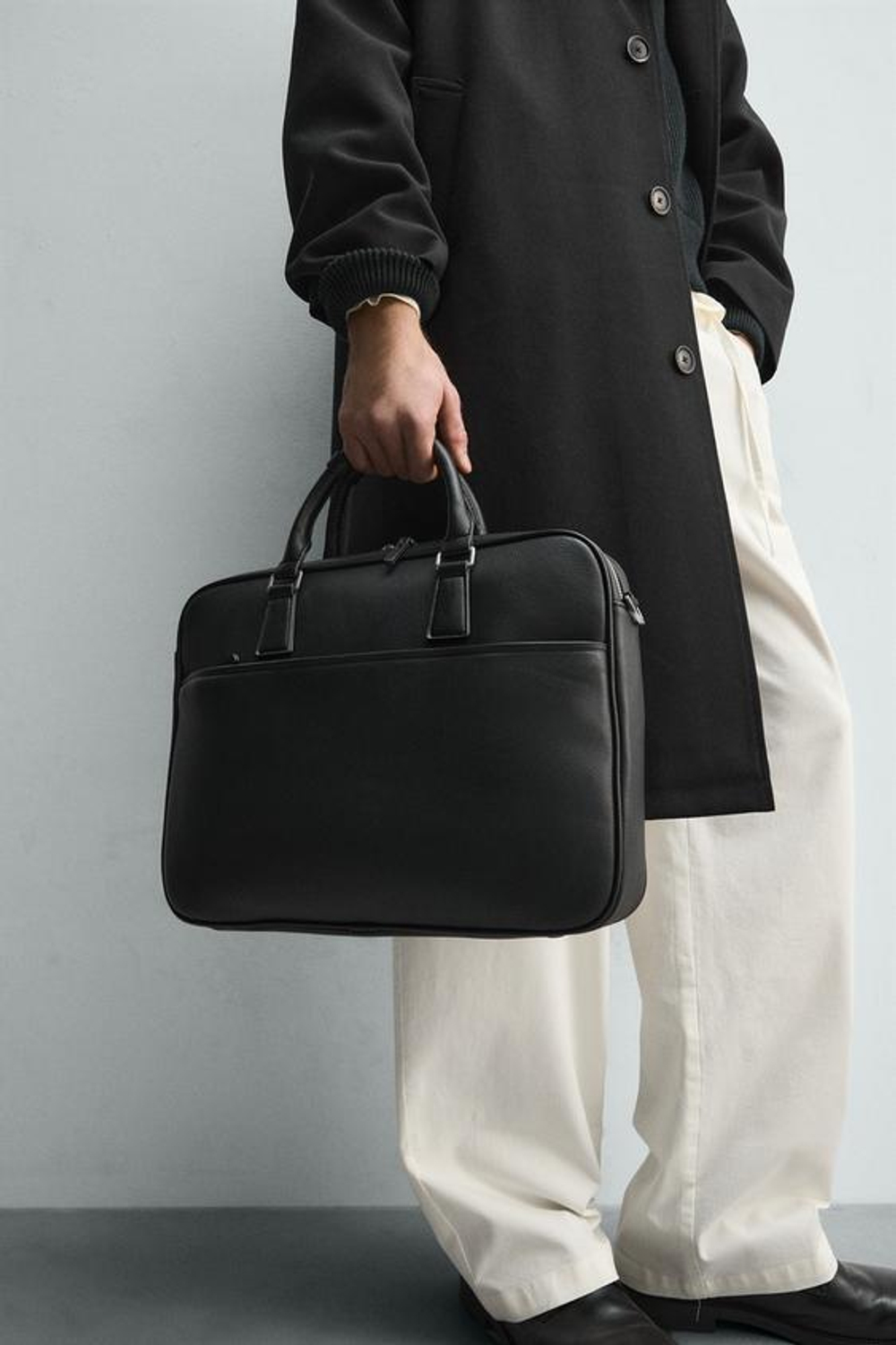ZARA ПОРТФЕЛЬ ИЗ РЕЛЬЕФНОГО МАТЕРИАЛА, ЧЕРНЫЙ