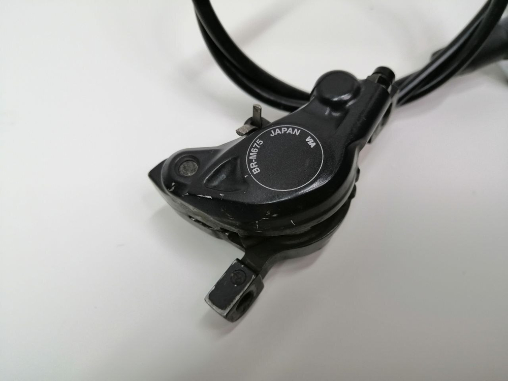 Тормоз для велосипеда Shimano SLX BL-M675 (передний)