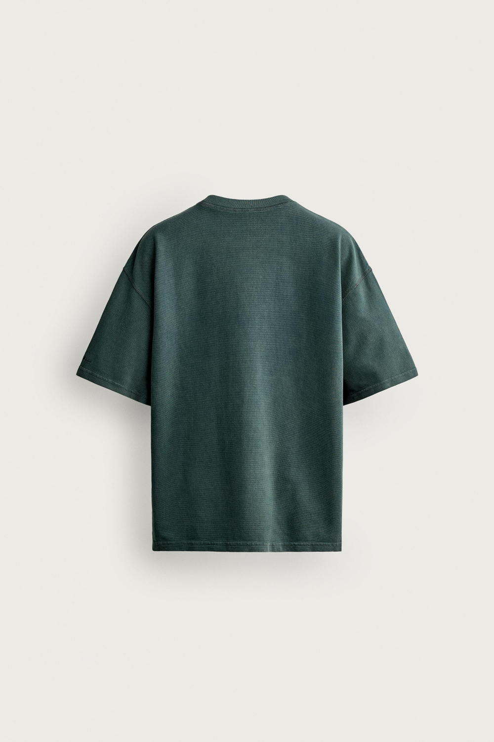 ФУТБОЛКА ИЗ РИФЛЕНОГО ТРИКОТАЖА С ЭФФЕКТОМ ПОТЕРТОСТИ — ZARA