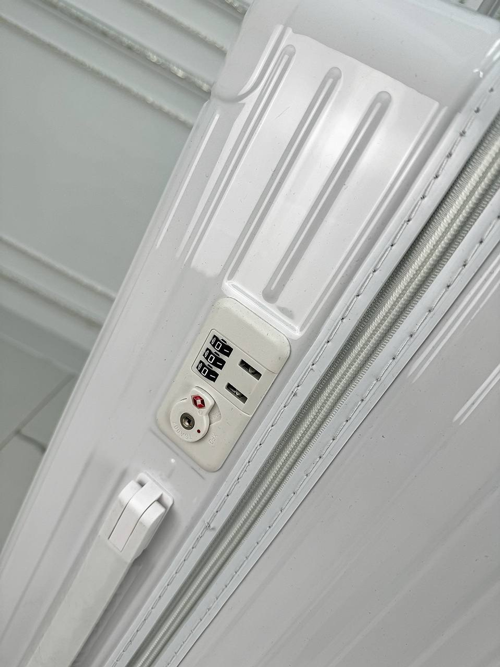 Чемодан Rimowa L