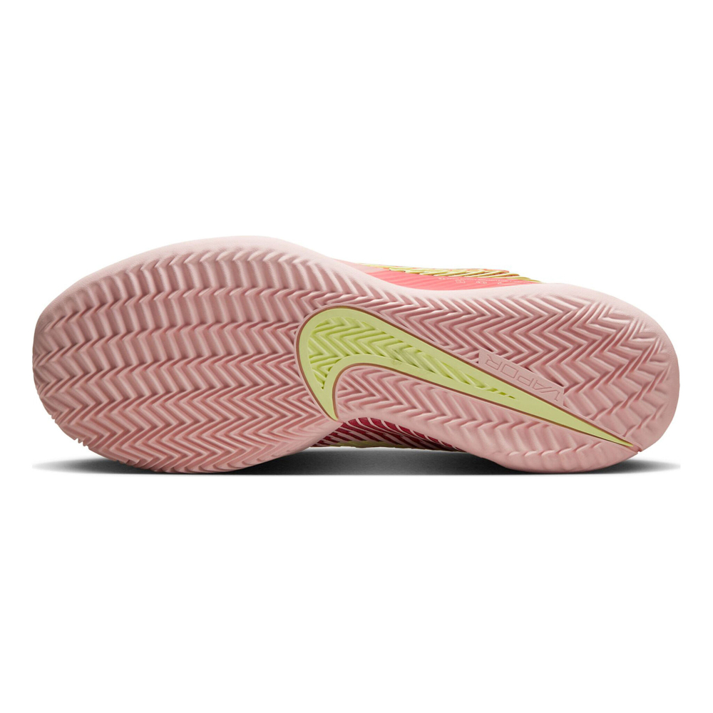 Женские теннисные кроссовки Nike Zoom Vapor 11 Clay Court Shoe Women - Coral