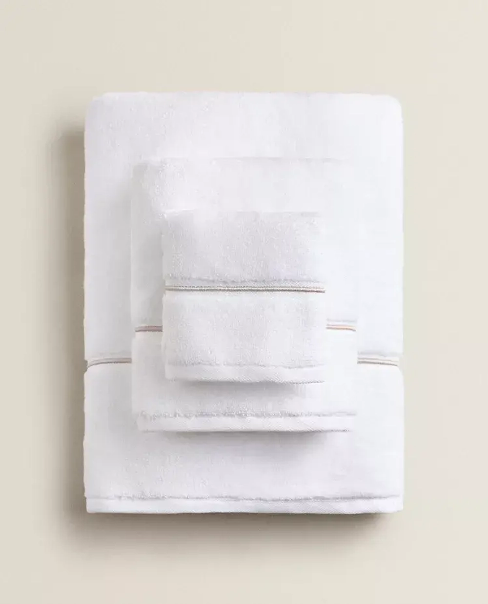 ZARA HOME ПОЛОТЕНЦЕ С ВЫШИТОЙ КАЙМОЙ, БЕЖЕВЫЙ