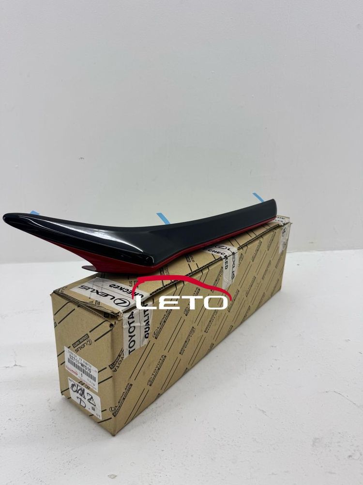 Молдинг бампера (FR RH) S Edition 52711-WY010 52711WY010