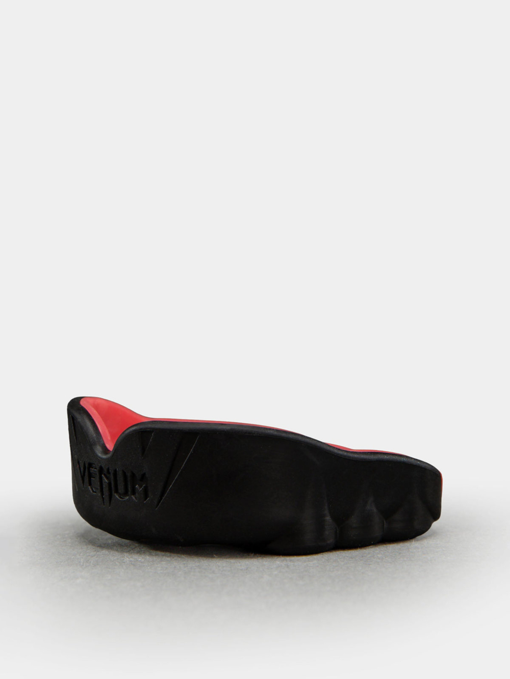 Капа боксерская Venum Challenger Black/Corail