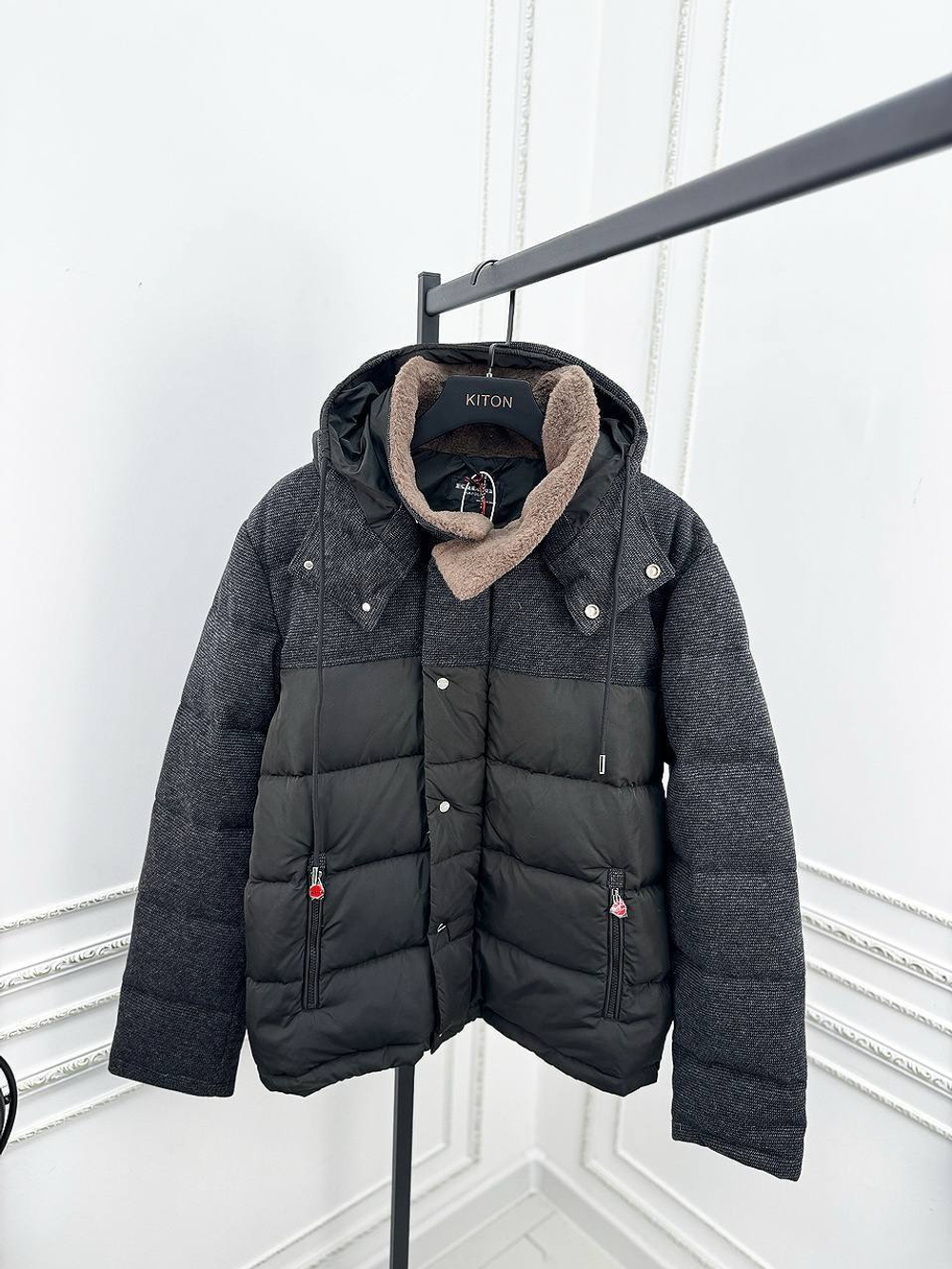 Пуховик Kiton