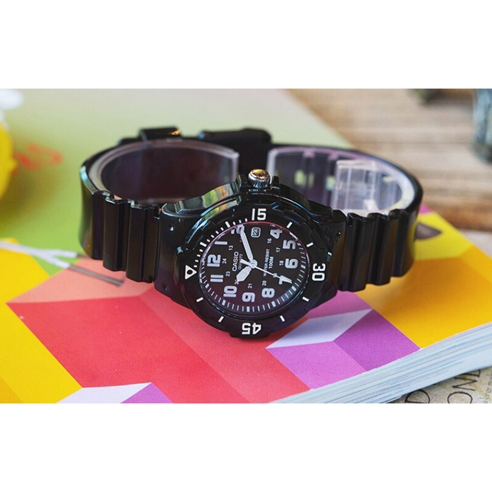 Часы CASIO YOUTH 100, LRW-200H-1B