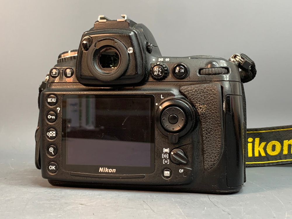 Nikon D700 Body 128.900 кадров