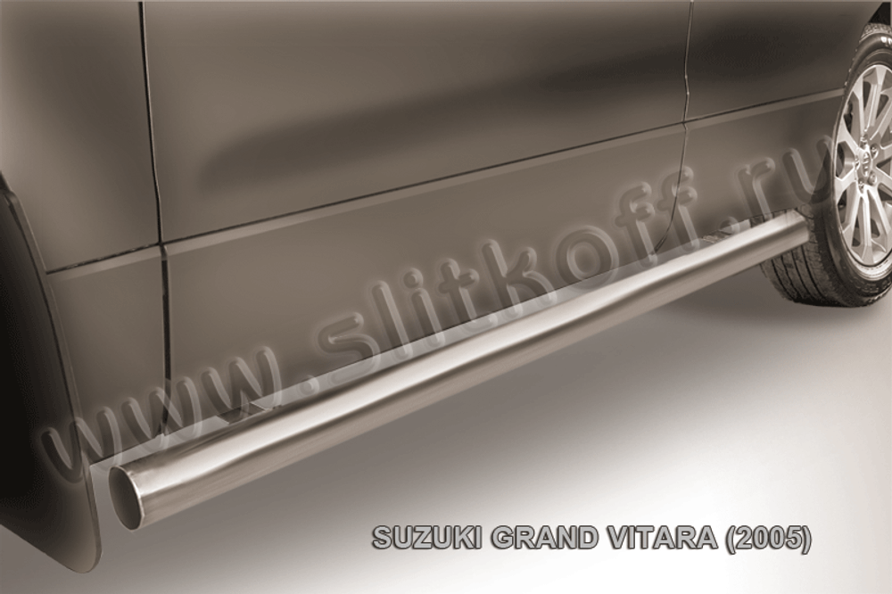 Пороги из нержавейки Suzuki Grand Vitara (2005-2008) d76 труба (черный цвет)