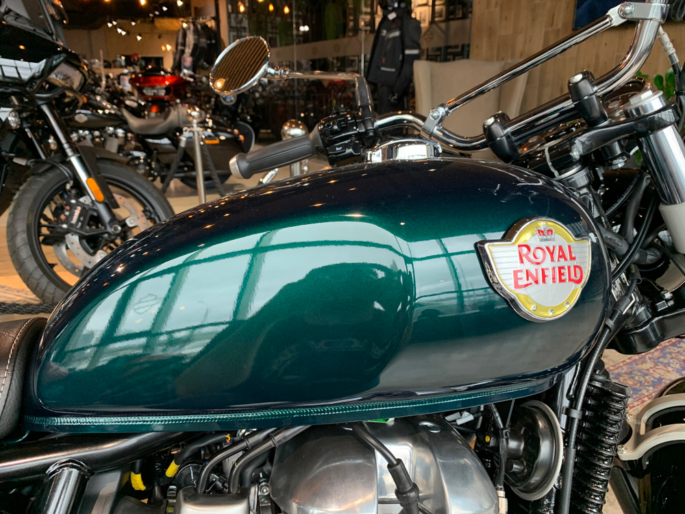 Royal Enfield Interceptor 650 Cali Green (Standard / Single tone) 2025