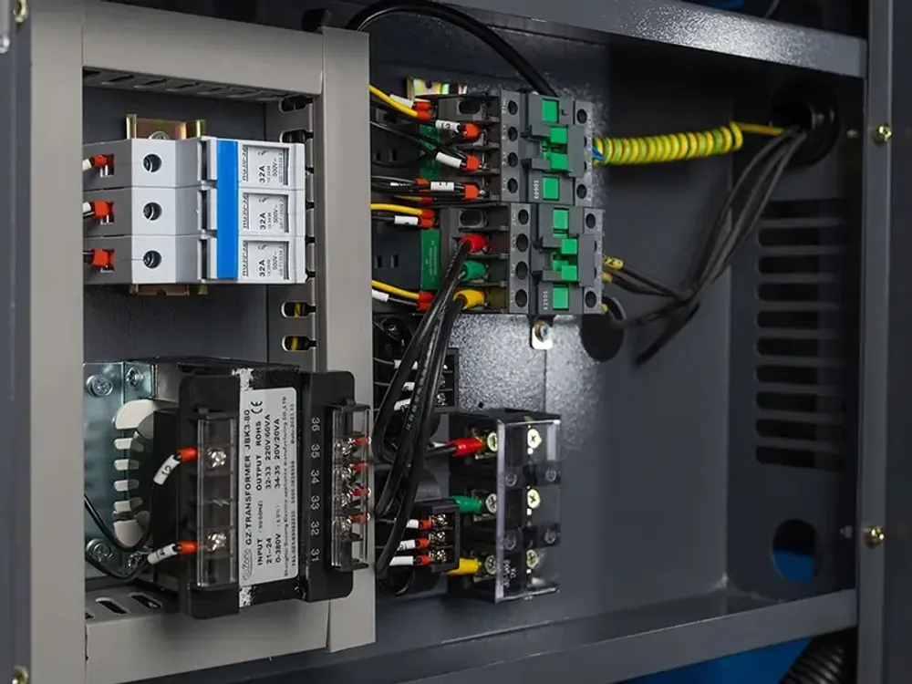 Винтовой компрессор Hansmann RSE 5.5-8 с частотным преобразователем