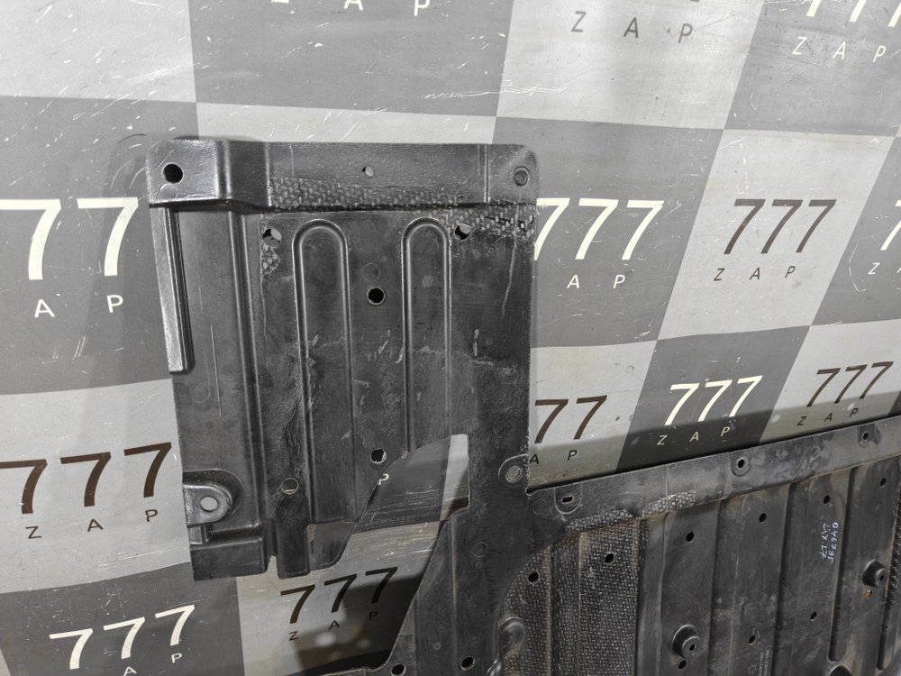 Защита топливного бака Lixiang L7 23-нв Б/У Оригинал X0355040015