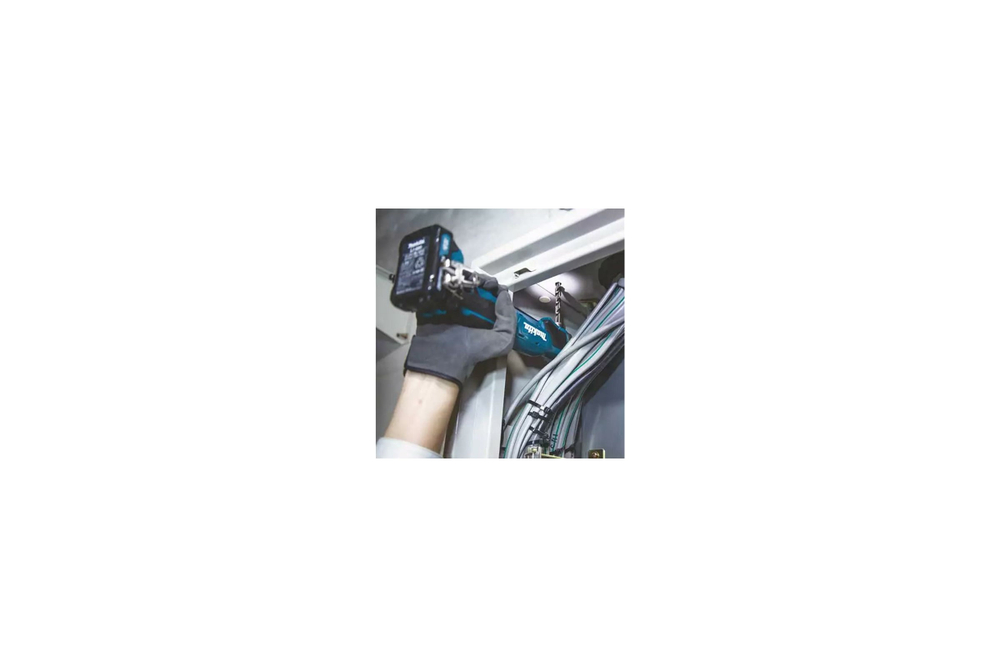 Аккумуляторная угловая дрель Makita DA332DZ