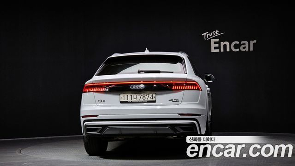 Audi Q8 45 TDI Quattro Premium — 2020