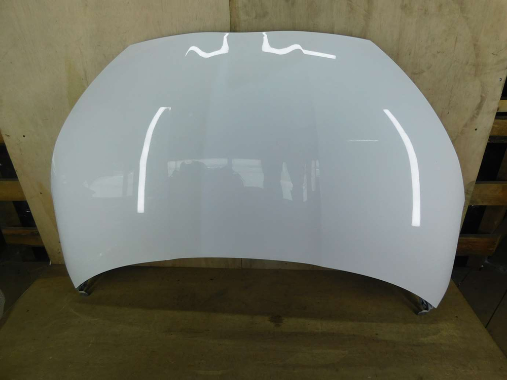 капот Toyota Yaris  MXPH15 MXPH10