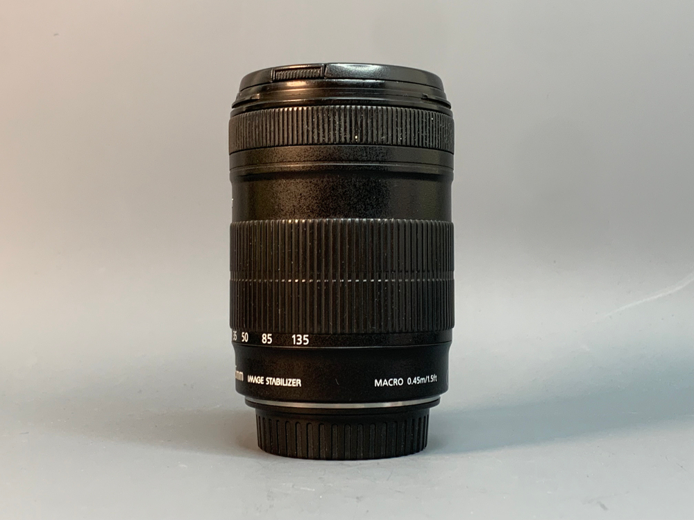 Canon EF-S 18-135mm 3.5-5.6 IS STM, вмятина на кольце для светофильтра